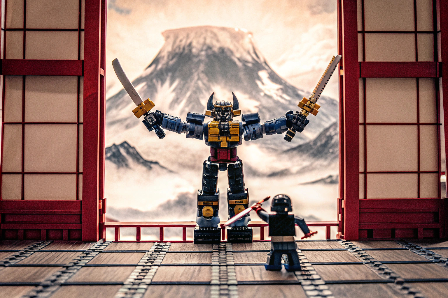 Jay Battle Mech in einer imposanten Pose, mit den Minifiguren, die in einem Duell stehen. LEGO Ninjago Jay Battle Mech im Spiel