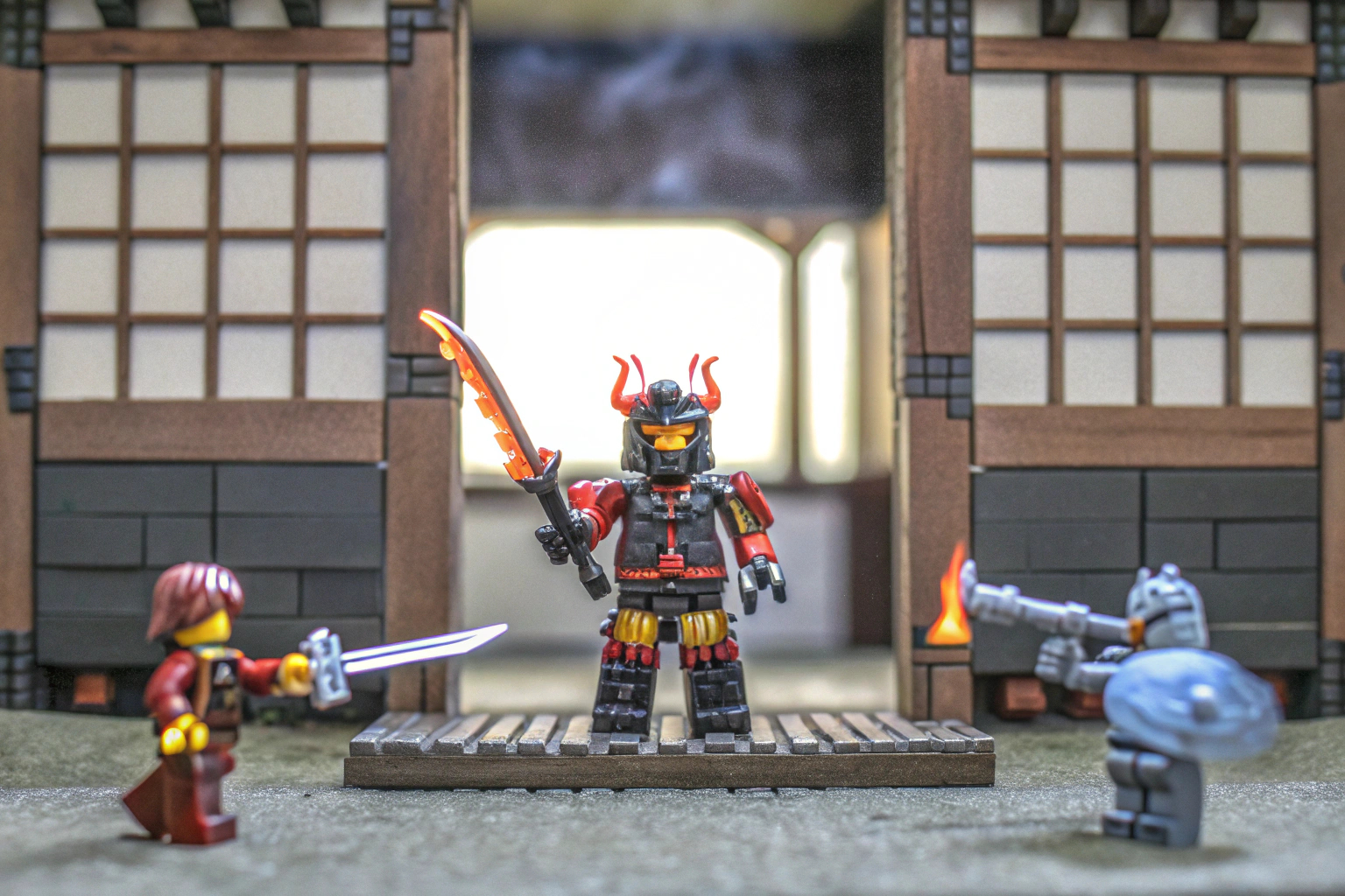 Kais Feuermech mit den Minifiguren Kai, Zane, Jordana und Wolfsjäger. Kais Feuermech mit Minifiguren